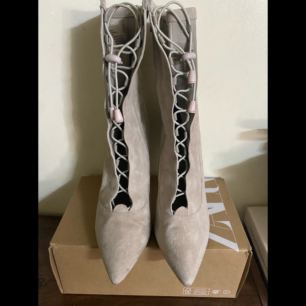 Ankle boots